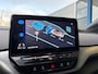 Volkswagen ID.4 Max 77 kWh | 92% SoH | Wegklapbare Trekhaak | Stoel-, Stuur- & Voorruitverwarming | Adaptive cruise control | Camera