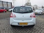 Renault Twingo 1.2 16V Authentique | Met afneembare trekhaak en cruise control!