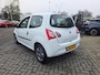 Renault Twingo 1.2 16V Authentique | Met afneembare trekhaak en cruise control!