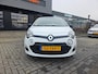 Renault Twingo 1.2 16V Authentique | Met afneembare trekhaak en cruise control!