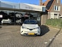 Toyota C-HR 1.8 Hybrid Style Ultimate 1e eigenaar / slechts 7.453 km! / altijd binnen gestaan in verwarmde garage!