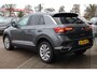 Volkswagen T-Roc 1.5 TSI Sport 149PK | Achteruitrijcamera | Airco (automatisch) | Cruise control adaptief