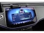 Mercedes-Benz E-klasse 220 d Luxury Line | Distronic | Memory | Digital Light | Surround Camera | Keyless Go | Sfeerverlichting | Stoelverwarming |