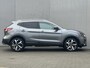Nissan Qashqai 1.3 DIG-T Tekna / Trekhaak (1500kg) / Stoelverwarming / Panoramadak / Cruise Control / Climate Control / Rondzichtcamera / Apple Carplay/Android Auto / Keyless Start + Entry /