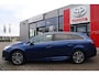 Toyota Avensis Touring Sports 1.8 VVT-i DYNAMIC AUTOMAAT NAVI KEYLESS CAMERA TREKHAAK PRIVACY-GLASS LM-VELGEN