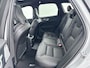 Volvo XC60 T6 Recharge Ultra Black Edition | Facelift | 22" | Luchtvering | Bowers & Wilkins | Geventileerd Nappa | Massagestoelen | 360 Camera | Getint glas | Head-up | Leder dashboard | Full LED
