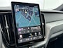 Volvo XC60 T6 Recharge Ultra Black Edition | Facelift | 22" | Luchtvering | Bowers & Wilkins | Geventileerd Nappa | Massagestoelen | 360 Camera | Getint glas | Head-up | Leder dashboard | Full LED