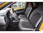 Toyota Aygo X HYBRID 115 GR-SPORT NL-AUTO STOELVERWARMING PARK-SENSOREN JBL-AUDIO KEYLESS APPLE/ANDROID 18" LM-VELGEN