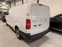 Opel Vivaro 2.0 Diesel 180 S&S L3 Stuurverwarming | Climate Control | Carplay | Digitaal Dashboard | Parkeersensoren Rondom | Houten Vloer | LED | Airco (automatisch) | Cruise control adaptief met Stop&Go | DAB ontvanger
