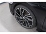 Volkswagen Golf 1.5 eTSI R-Line / PANO. / IQ. LIGHT / 19'' LMV / CAMERA /