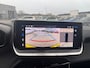 Peugeot 208 1.2 Hybrid 110 e-DCS6 Allure Camera voor + achter | Carplay | Adaptieve Cruise | Climate Control | Digitaal Dashboard | 16" Lichtmetaal | Achteruitrijcamera | Camera voor | Cruise control adaptief met Stop&Go
