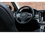 Volvo V90 T8 Plug-in hybrid AWD Ultra Executive Edition | 360 Graden camera | Bowers&Wilkins geluidsinstallatie | Panoramisch dak met schuif-/kantel functie | Adaptieve Luchtvering | Voor-/achter stoelen verwarmd | Geventileerde stoelen voor | Massage functie stoel voor | Interieur voorverwarm installatie | Elektrisch verstelbare stoelen met memory functie voor | Gelamineerde zijruiten rondom |
