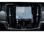 Volvo V90 T8 Plug-in hybrid AWD Ultra Executive Edition | 360 Graden camera | Bowers&Wilkins geluidsinstallatie | Panoramisch dak met schuif-/kantel functie | Adaptieve Luchtvering | Voor-/achter stoelen verwarmd | Geventileerde stoelen voor | Massage functie stoel voor | Interieur voorverwarm installatie | Elektrisch verstelbare stoelen met memory functie voor | Gelamineerde zijruiten rondom |
