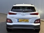Hyundai Kona Electric EV Premium 64 kWh BV/ Instaplijsten / Trekhaak met afneembare kogel / 3-fase lader / Apple Carplay/Android Auto / Stoelverwarming /verkoeling /
