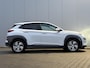 Hyundai Kona Electric EV Premium 64 kWh BV/ Instaplijsten / Trekhaak met afneembare kogel / 3-fase lader / Apple Carplay/Android Auto / Stoelverwarming /verkoeling /