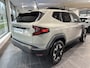 Dacia Duster 1.6 Hybrid 140 Extreme / CLIMATE CONTROL / APPLE & ANDROID CARPLAY / PARKEERSENSOREN & CAMERA / KEYLESS ENTRY / VAN € 36352,- VOOR € 33210,- RIJKLAAR