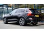 Volvo XC60 2.0 T8 AWD 299kW/407pk Aut8 Twin Engine R-Design LUCHTVERING + PANORAMADAK + SPORTSTOELEN + LEDEREN BEKLEDING + CRUISE + SUBWOOFER + EL.TREKHAAK + STOELVERWARMING + LANE ASSIST + KEYLESS ENTRY&GO + CAMERA + PARKEERSENSOREN A + 21" LM-VELGEN!!