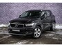 Volvo XC40 1.5 T3 Momentum Pro | All Season Banden | Cruise Control | Elektrische achterklep | Trekhaak | On Call | Dealer Onderhouden |