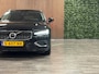 Volvo V60 T6 AWD Recharge Core Bright Long Range | Adaptieve Cruise Control | Stoelverwarming voor+achter | Stuurwielverwarming | Parkeercamera | BLIS Dode Hoek Detectie | Pilot Assist | Lederen bekleding | 18 Inch | Keyless Drive | Google Infotainment | Privacy Glass | Parkeersensoren voor+achter | Elektrisch bedienbare achterklep | DAB Radio | Apple Carplay/Android Auto | Volvo On Call met mobiele App functie | Onyx Black Metallic |