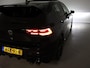 Volkswagen Golf R 2.0 TSI R 4MOTION 320 PK + AKRAPOVIC UITLAAT | PANORAMA | STOELVENTILATIE | HARMAN/KARDON | NAPPA LEDER