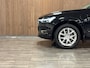 Volvo XC60 T8 AWD Recharge Momentum Pro | Trekhaak | Adaptieve Cruise Control | Schuifdak | Standkachel met Volvo On Call App | Stoelverwarming voor+achter | Stuurwielverwarming | Full LED Meesturende koplampen | Pilot Assist | BLIS Dode Hoek Detectie | Lederen bekleding | Zitting verlenging voorstoelen | 18 Inch | Keyless Drive | Privacy Glass | Elektrisch bedienbare achterklep | Alarm Klasse III | Apple Carplay/Android Auto |