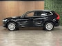Volvo XC60 T8 AWD Recharge Momentum Pro | Trekhaak | Adaptieve Cruise Control | Schuifdak | Standkachel met Volvo On Call App | Stoelverwarming voor+achter | Stuurwielverwarming | Full LED Meesturende koplampen | Pilot Assist | BLIS Dode Hoek Detectie | Lederen bekleding | Zitting verlenging voorstoelen | 18 Inch | Keyless Drive | Privacy Glass | Elektrisch bedienbare achterklep | Alarm Klasse III | Apple Carplay/Android Auto |