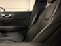 Volvo V60 T6 AWD Recharge R-Design | Vol! | Schuifdak | Trekhaak | Stoelventilatie | FOUR-C Onderstel* | 360° Camera | Head-Up Display | Harman Kardon | Stoelmassage | Adaptieve Cruise Control | Standkachel met Volvo On Call App | Stoelverwarming voor+achter | Stuurwielverwarming | Full LED Meesturende koplampen | Pilot Assist | BLIS Dode Hoek Detectie | Gelamineerde/geluidwerende zijruiten | 19 Inch | Voorstoelen elektrisch geheugen | Zitting verlenging voorstoelen | Nappa Lederen bekleding | Keyless Drive | Parkeersensoren voor+achter | Privacy Glass | Elektrisch bedienbare achterklep | Alarm Klasse III | DAB Radio | Apple Carplay/Android Auto | Denim Blue Metallic |