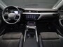 Audi E-tron 55 quattro Business edition Plus 95 kWh [TREKHAAK AFNEEMBAAR, LUCHTVERING, SCHUIFKANTELDAK, MEMORY SEATS, APPLE CARPLAY, ANDROID, SPORTSTOELEN, ADAPTIVE CRUISE, PDC V+A, STOELVERWARMING, NIEUWSTAAT]