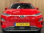 Hyundai Kona Electric EV Premium 64 kWh|GROTE ACCU|FACELIFT|3-FASE|HUD|LEDER|ACC|KRELL|STUURVERW|STOELVERW V+A|STOELVENT.|CAMERA|CARPLAY|NL