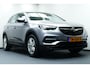 Opel Grandland X 1.2 130Pk Turbo Business Executive. Navi, Clima, Cruise, 17"LMV, Haak 1400kg