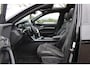 Audi E-tron e-tron 50 quattro Launch edition Black 71 kWh / Panoramadak / 20'' / Luchtvering / ACC / Navigatie / Stoelverwarming