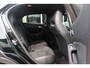 Mercedes-Benz GLA 180 Business Solution AMG Night Upgrade / Camera / Apple CarPlay / 19'' / Half leder / Navigatie / Getint glas / Stoelverwarming / Cruise Control