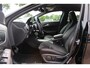 Mercedes-Benz GLA 180 Business Solution AMG Night Upgrade / Camera / Apple CarPlay / 19'' / Half leder / Navigatie / Getint glas / Stoelverwarming / Cruise Control