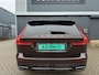 Volvo V60 2.0 T8 Twin Engine AWD Inscription Dealer onderhouden, trekhaak, 4 seizoensbanden, pano, plug-in hybrid BOMVOL!!
