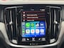 Volvo V60 2.0 B4 R-Design| Elektr. Sportstoelen | 19inch LMV | Trekhaak | Camera | Climate Pack | Pilot Assist | Carplay - Android