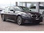 BMW 3-Serie 316d 116pk AUT Business Edition | Navigatie | Camera | Sportstoelen | PDC