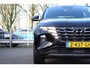 Hyundai Tucson 1.6 T-GDI PHEV Premium 4WD | Demo Deal: 299,- p/m !! | NL-AUTO! | 1 EIGENAAR! | LEDER | ADAPTIVE CRUISE | 19" LMV | MEMORY SEATS | WINTERPACK | EL. ACHTERKLEP | PRACHTIGE STAAT!