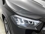 Mercedes-Benz GLA 250 e AMG Plug-In Hybride | Trekhaak | AMG Line | Panoramadak | Parkeerpakket met 360°-camera | Distronic | Stuur en Stoelverwarming. Inclusief 24 maanden MB Certified garantie voor Europa.