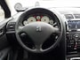 Peugeot 407 ST 2.0i-16V 140pk TREKHAAK afneembaar | Navigatie | Cruise & Climate control | Parkeersensoren achter | Bluetooth bellen | AUX-aansluiting |