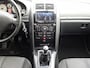 Peugeot 407 ST 2.0i-16V 140pk TREKHAAK afneembaar | Navigatie | Cruise & Climate control | Parkeersensoren achter | Bluetooth bellen | AUX-aansluiting |