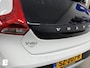 Volvo V40 Cross Country 1.5 T3 Dynamic Edition, dealer onderhouden
