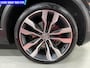 Volkswagen T-Roc 2.0 TSI DSG 190 PK 4DRIVE Pano Virtual Leer LED 19” Velgen CarPlay