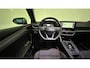 SEAT Leon Sportstourer 1.5 eTSI FR Business Intense benzine automaat trekhaak navigatie carplay android digidash stoelverwarming