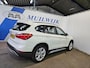 BMW X1 sDrive18i High Executive / Pano / LED