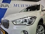 BMW X1 sDrive18i High Executive / Pano / LED