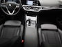 BMW 3-Serie Touring 330e (215 kW) | Apple Carplay / Android Auto | Sfeerverlichting | Trekhaak | LED Koplampen | Half Lederen Sportstoelen | Stoelverwarming | Camera | Elektrische Kofferklep |