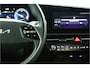 Kia Niro 1.6 GDi Hybrid DynamicLine Airco - Apple Carplay/Android Auto - Cruise Control - Navigatie - Vervolgbotsing Preventie - Fabrieksgarantie tot 10-2031