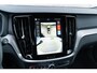 Volvo V60 2.0 T6 Plug-in hybrid AWD Plus Dark | Adaptieve Cruise Control | Trekhaak | Stoel + Stuurverwarming | 360 Camera | Sportstoelen | Harman Kardon Audio | BLIS Dodehoek Detectie |