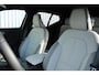 Volvo EX40 Single Motor Extended Range Business Edition | Adaptieve Cruise Control| Blind spot| Warmtepomp| Premium Audio by Harman en Kardon| 19Inch Lichtmetalen velgen| Gelamineerde zijruiten.