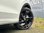 Volkswagen T-Roc 1.5 eTsi 150pk DSG R-Line First Edition / Demonstratieauto